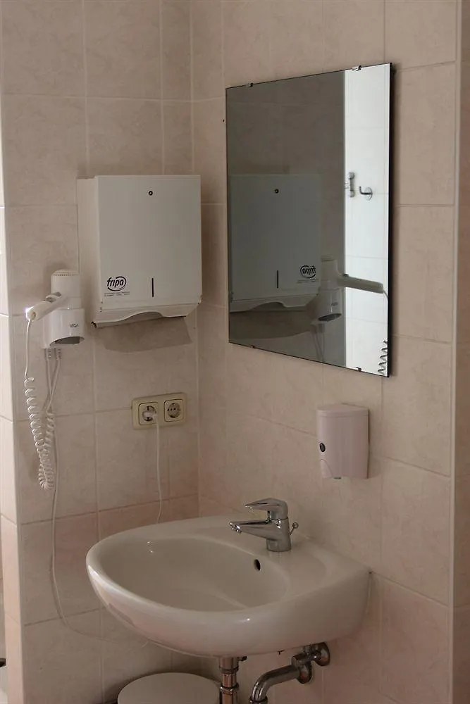 Hotel-Pension Adamshof Berlín Penzion